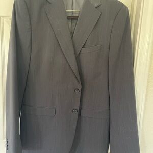 Zara Gray Sport Coat with Notched Lapels and Structured Shoulders